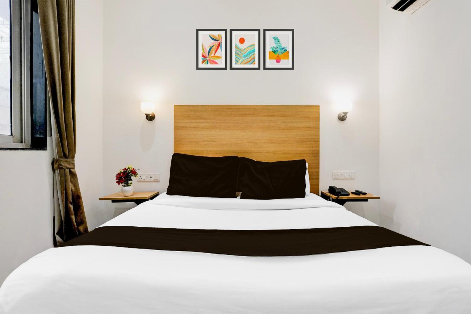 Super Townhouse Pbg Mall Vashi Turambhe Bagian luar foto